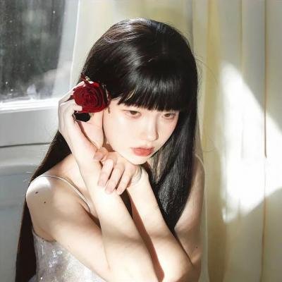 我闪婚了死对头的白月光